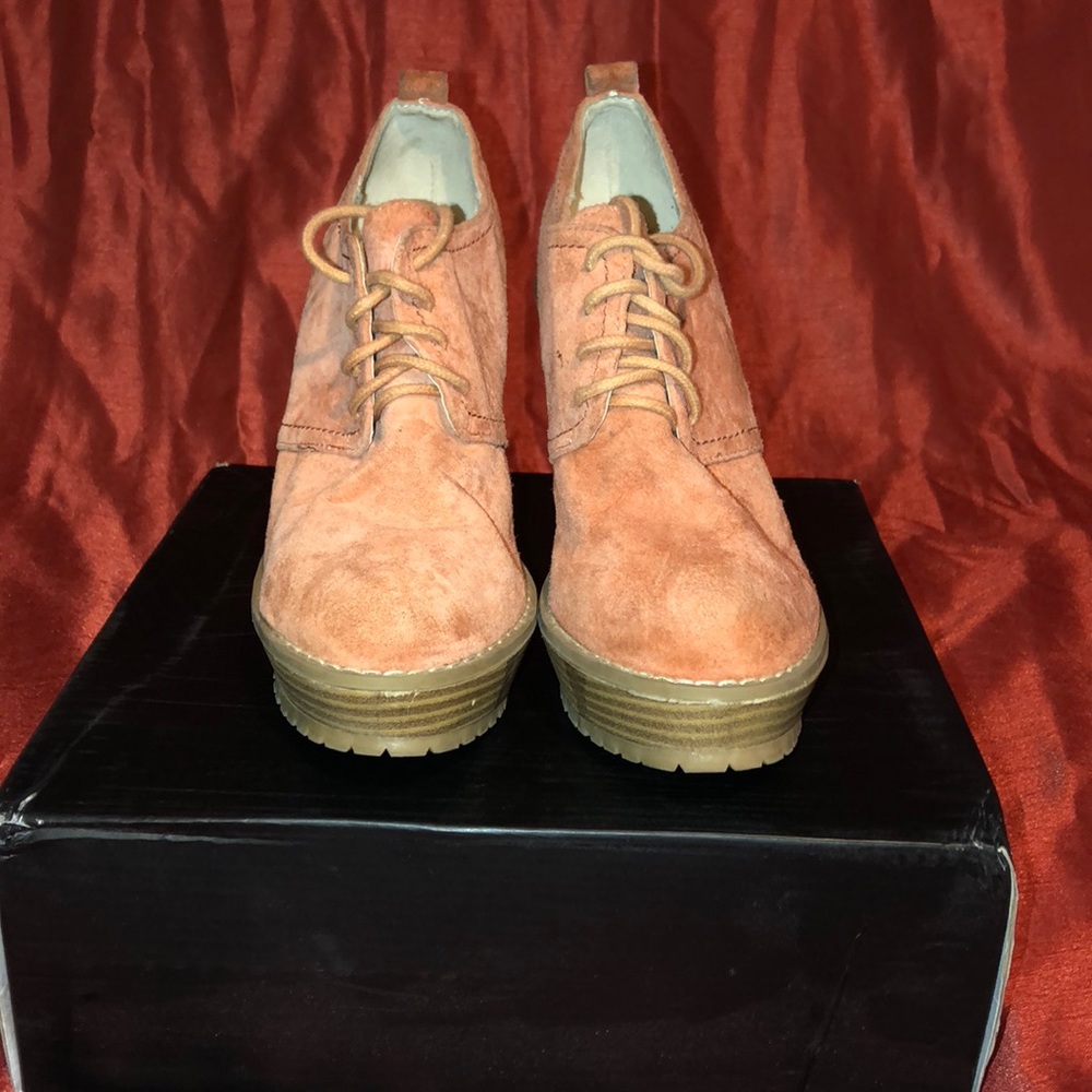 Wedges shoes